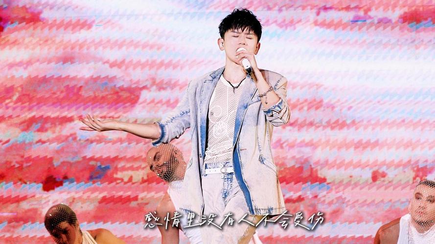 张杰的歌难还是周深难_张杰周深高音对决，风格各异谁更胜一筹？